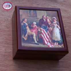 We The People Keepsake Box